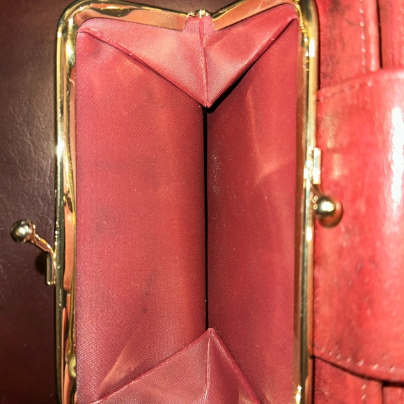 Buxton Leather Bifold Wallet - Picture 9 of 14